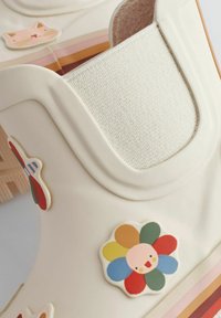 Pienoiskuva 6