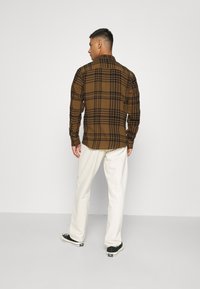 Only & Sons ONSNATE LIFE CHECK SHIRT - Camisa - kangaroo