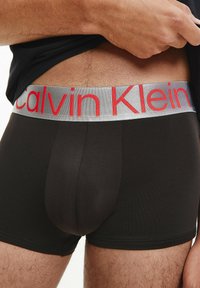 Calvin Klein Underwear LOW RISE TRUNK 3 PACK CKR STEEL MICRO - Uske bokserice - black