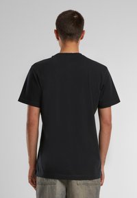 Mister Tee CALIFORNIA LOVE  - Tričko s potlačou - black