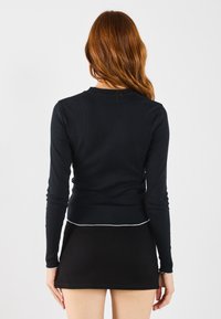 Even&Odd Top dugih rukava - black/white