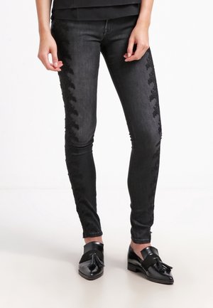 Vaqueros slim fit - black denim