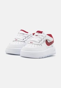 Nike Sportswear FORCE 1 LOW EASYON - Tenisice - white/picante red/team red