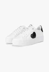 Kurt Geiger London LANA HEART  - Sneakers basse - white blk