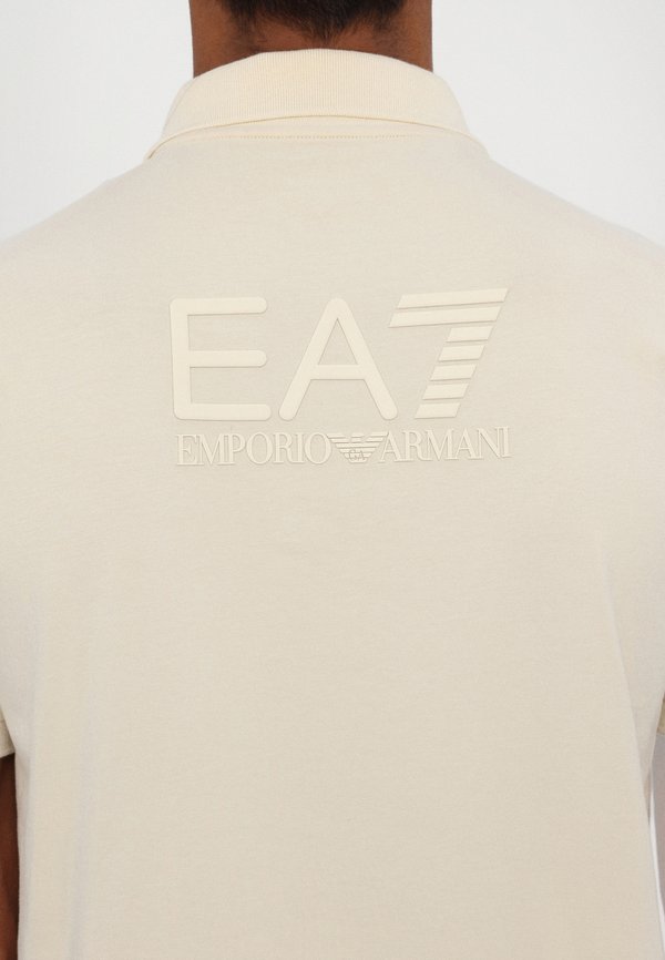 Polo shirt - almond milk3