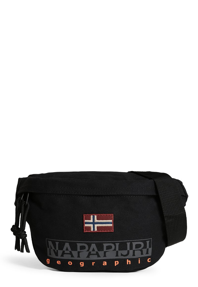 Borsa a tracolla in tessuto nero di forma rotonda, con una patch della bandiera norvegese e il logo "NAPAPIJRI geographic" in testo e colori a contrasto.