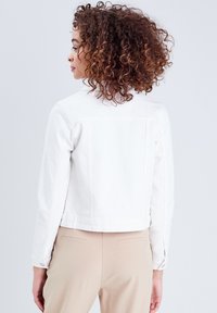 Cache Cache Veste en jean - ecru