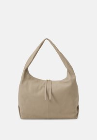 Beige läder hobo-väska med en slät yta, böjd handtag och ett toppfack med dubbel dragkedja. Enkel design med minimala detaljer.