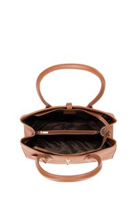 Sac à main en cuir marron avec une texture lisse, fermeture éclair et deux poignées supérieures. L'intérieur comprend plusieurs compartiments et une poche zippée.