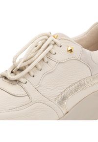 vitaform VITAFORM SNEAKER HIRSCHLEDER SOFT - Trainers - beige