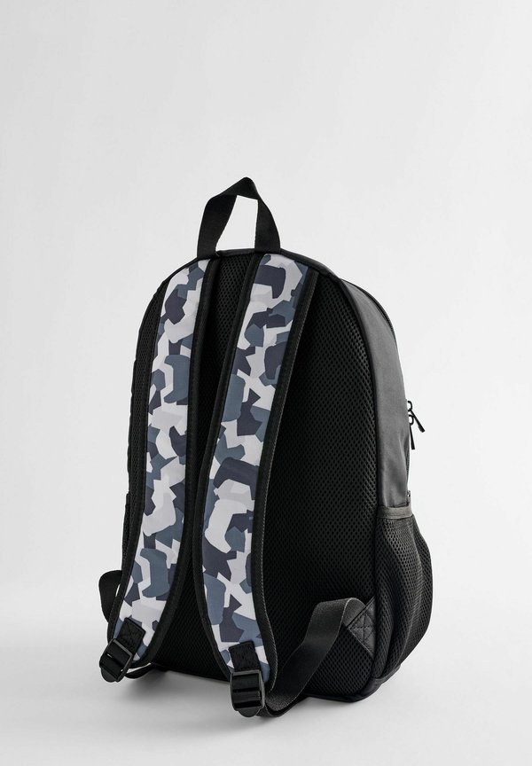 Tagesrucksack – playstation