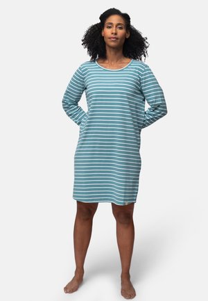 Abito a maniche lunghe a righe in teal e bianco, realizzato in un tessuto morbido. Presenta un colletto rotondo e tasche laterali. Vestibilità casual e rilassata.