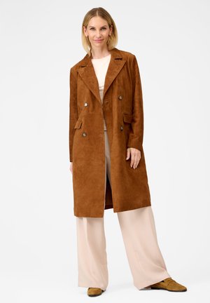 MONIQUE - Mantel - cognac