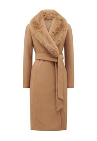 Tann kappa med en stor krage av faux päls, långa ärmar, bälte i midjan och rak silhuett. Mjuk textur med en slät finish.