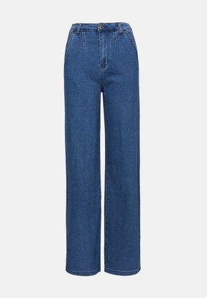 Jean en denim à jambes larges, de couleur bleu moyen, avec une fermeture à bouton à l'avant, deux poches latérales et des coutures contrastantes. Texture lisse.