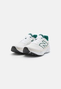 New Balance U1080O13 UNISEX - Sapatilhas - white/green