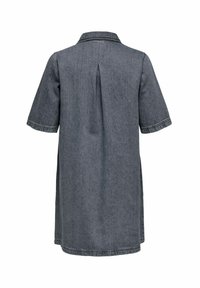 Denimklänning i mörkgrått med krage, korta ärmar och en bakflicka. Har kontrasterande sömmar och en avslappnad passform.