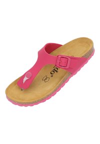 Różowe klapki z korkową wkładką, gumową podeszwą, regulowanym paskiem i okrąłym akcentem na pasku między palcami. Gładka tekstura.