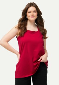Ulla Popken LONG  CARREE-AUSSCHNITT ÄRMELLOS - Top - red