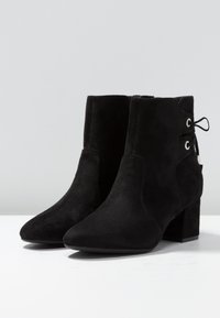 Anna Field Klassiset nilkkurit - black