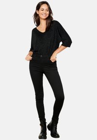LolaLiza WITH PUSH-UP - Slimfit džínsy - black