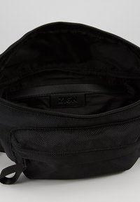 Thumbnail Image 6
