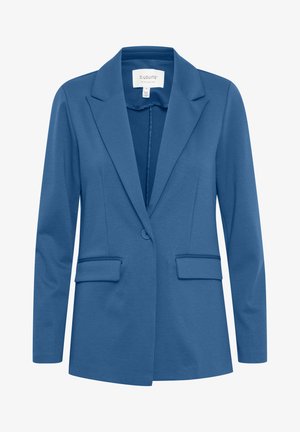 Blazer blu con risvolto, chiusura a un bottone, due tasche frontali e una superficie in tessuto liscia. Presenta una vestibilità su misura e maniche lunghe.