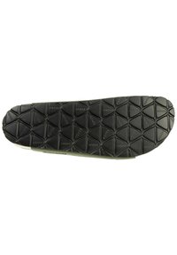 Suola di scarpa in gomma nera con un motivo triangolare testurizzato, contrassegnata con "ROHDE," e bordi anteriori leggermente arrotondati.