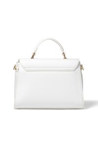 Borsa strutturata bianca, realizzata in pelle testurizzata con manico superiore, dotata di hardware dorato e design con chiusura a pattina.
