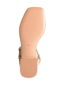 Mango Sandále - gold-coloured