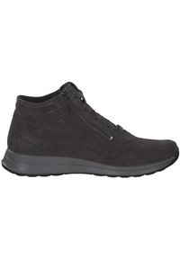 Baskets montantes en daim gris foncé avec un laçage frontal et une fermeture éclair sur le côté. Semelle en caoutchouc flexible avec des accents texturés.