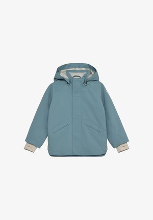 Chaqueta azul resistente al agua con capucha, interior beige, dos bolsillos frontales y puños en contraste. Cuenta con cierre de cremallera y detalles cosidos.