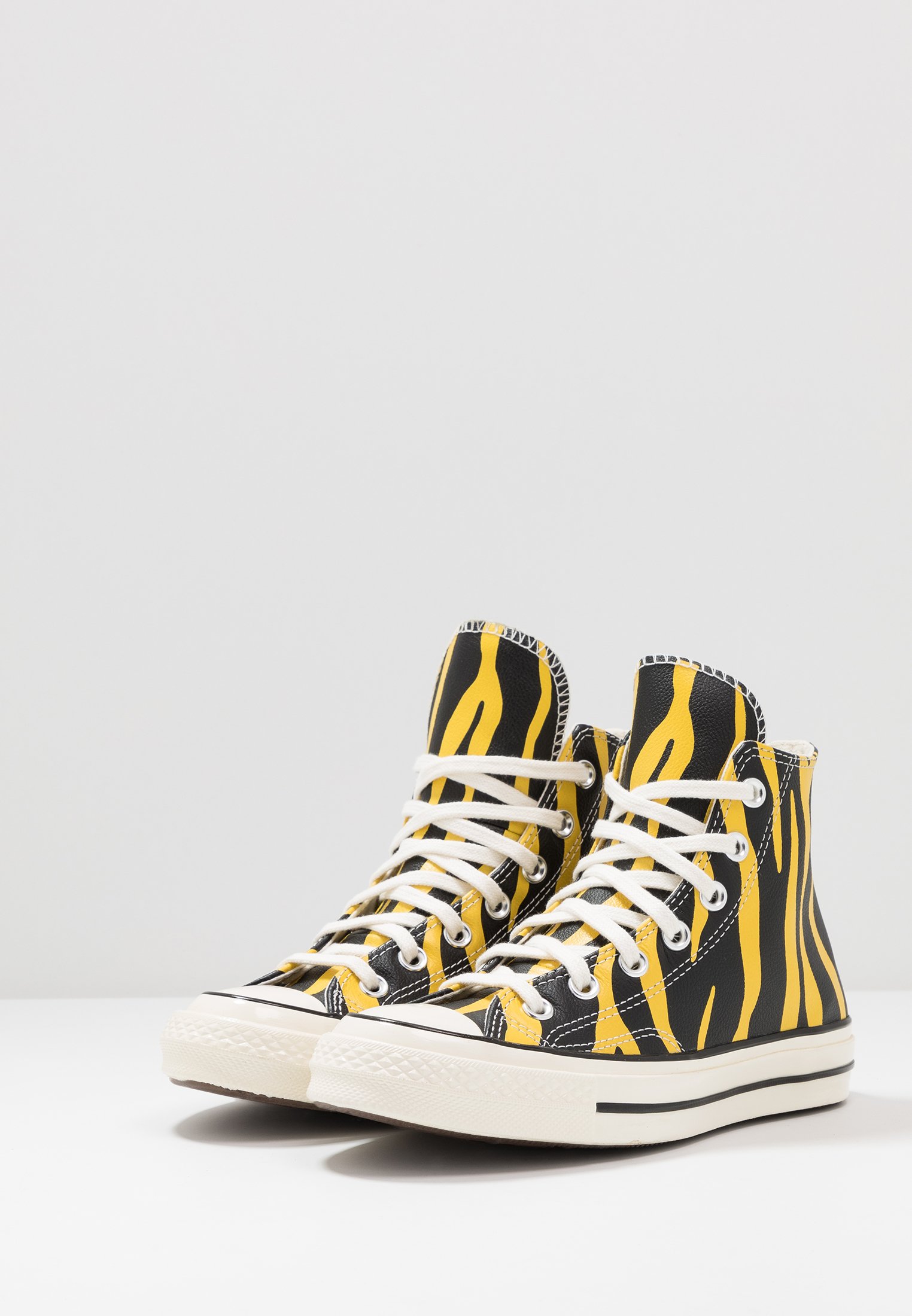 chuck 70 archive print high top