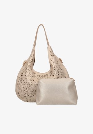 Sac à bandoulière en cuir beige avec des motifs floraux finement découpés au laser et une petite pochette rectangulaire assortie avec une surface texturée.