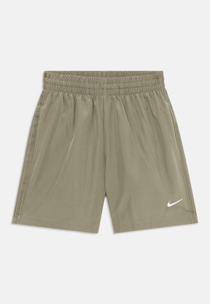 Olivgröna Nike-träningsshorts med elastisk midja och vit swoosh-logotyp på nedersta högra benet.