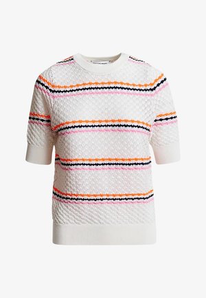 Maglione bianco a maniche corte in maglia con motivo strutturato e strisce orizzontali in arancione, rosa e nero su petto e maniche.