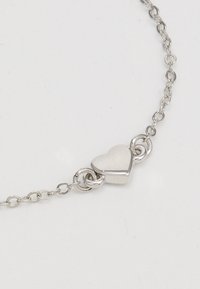 Ted Baker TINY HEART BRACELET - Bracelet - silver-coloured