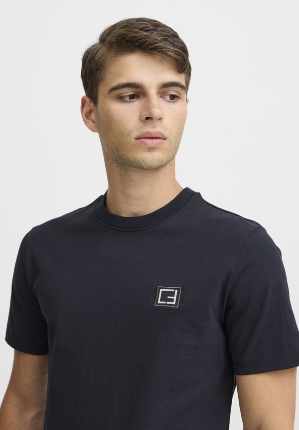 CFTHOR - Basic T-shirt2