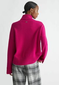 LIU JO TURTLENECK - Maglione - pink