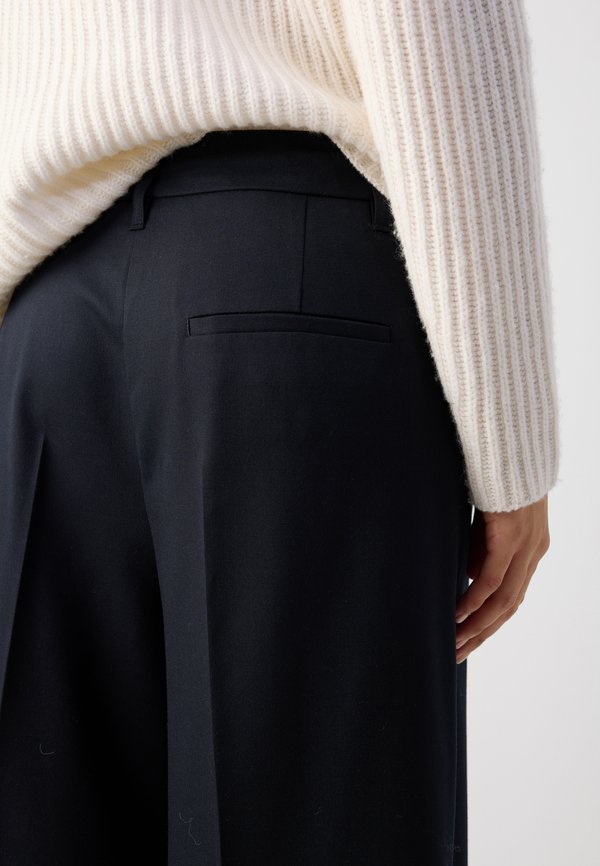 MARC O’POLO ‘GISELE CAMPAIGN STYLE’ PANTS - Trousers4