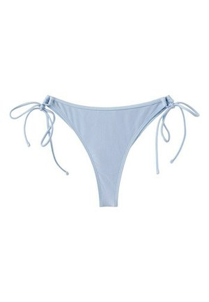 Bas de bikini bleu clair avec liens ajustables sur les côtés, sur fond blanc.