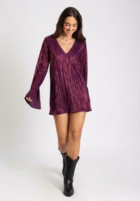 THE-ARE CON MANGA - Vestido de cóctel - purple