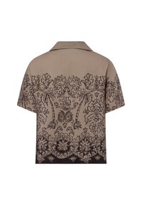Korte mouwen shirt van beige linnen met zwarte bloemen- en paisleypatronen, voorzien van een klassieke kraag en een relaxed fit.