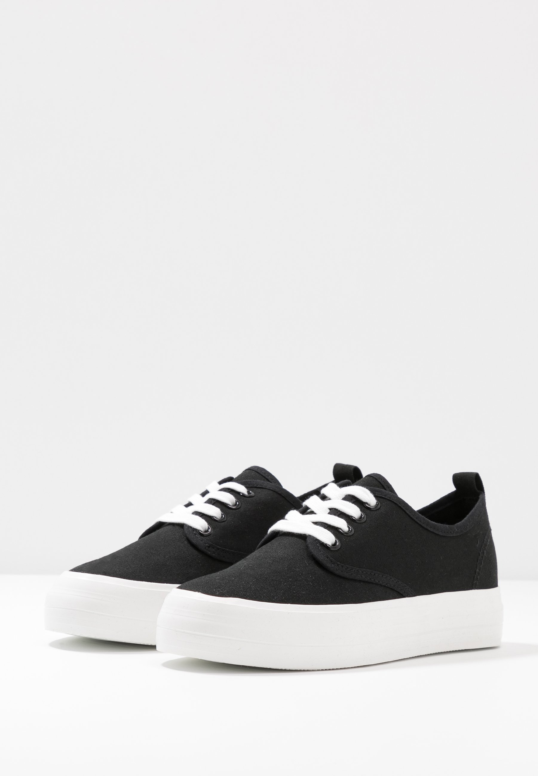 Femme Baskets basses Femme Baskets basses
