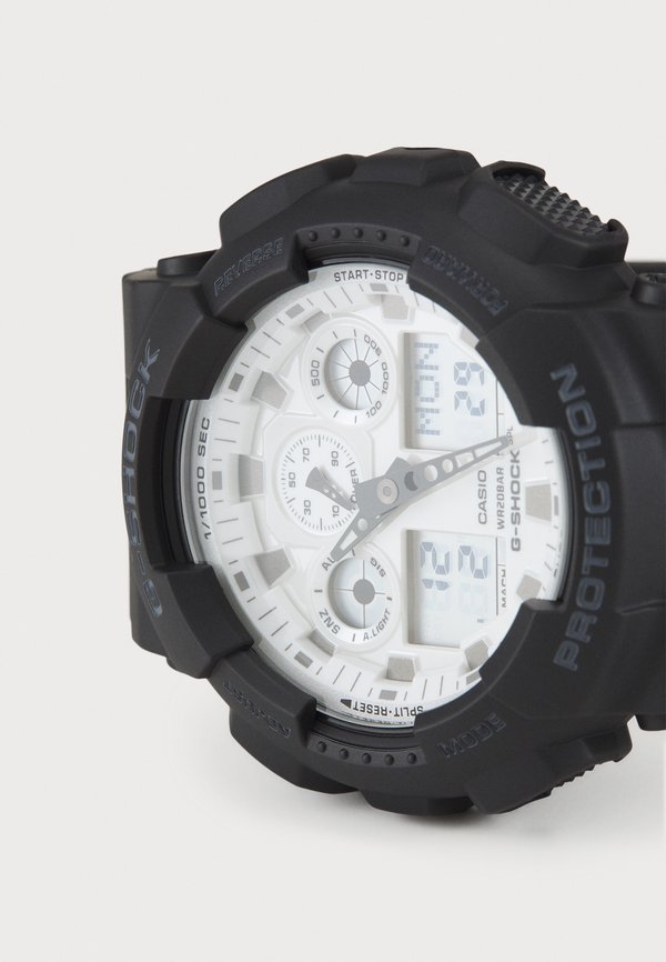 GA-100WD-1A - Chronograph watch3
