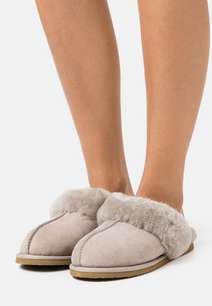 Slippers - grey