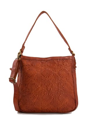 Sac à main en cuir marron avec un motif floral en relief, bandoulière réglable et texture douce. Forme rectangulaire avec un fond plat.