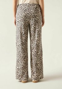 Calzedonia Pantalones - f  animalier