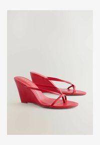Unselected, new red