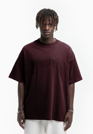 FAVELA AVES - Potiskana majica - burgundy
